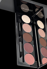 QUIN EYESHADOW PALETTE